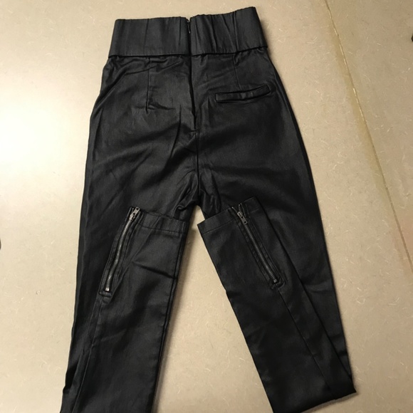 White Fox Women’s Pant - Picture 15 of 16